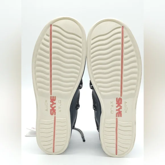 SKYE Footwear The Stnley Sneaker Boot Men Raincity Grey Waterproof Size 11